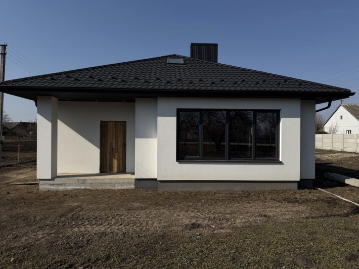 Два будинки поруч Здолбунова - фото 1