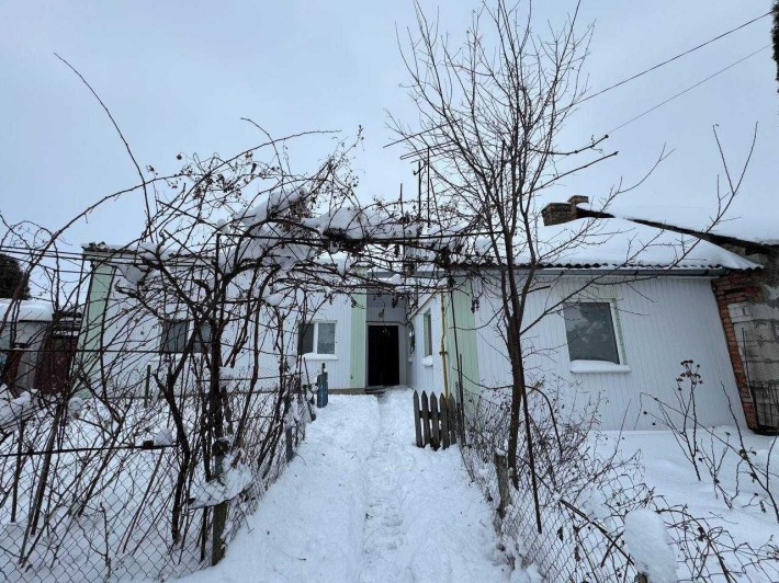 Продаж 1/2 будинку в м. Здолбунів - фото 1