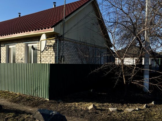Продам частину будинку Знаменка