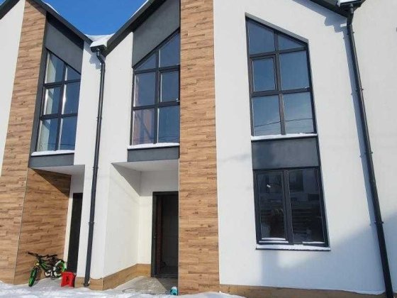 Таунхаус з документами 2% оформлення, під сертифікат/ є газ/поруч парк Гостомель