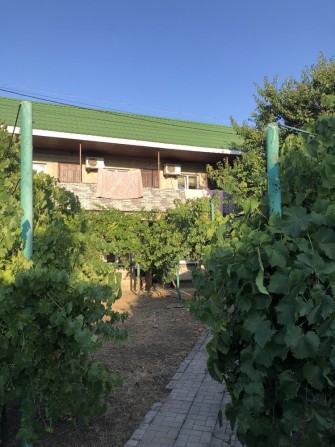 Продам Дом с отелем вблизи моря. Пригород Одессы, локация супер - фото 1