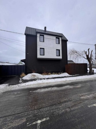 Таунхауси біля озера Гостомелі,Напвпроти парку,Топ локація,з Балконом - фото 1