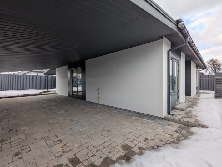 Будинок з початковим ремонтом.Газ.Центральні комунікації - фото 1