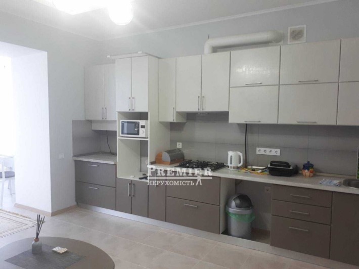 Продається 3 рівн. котедж у м. Чорноморськ - фото 1