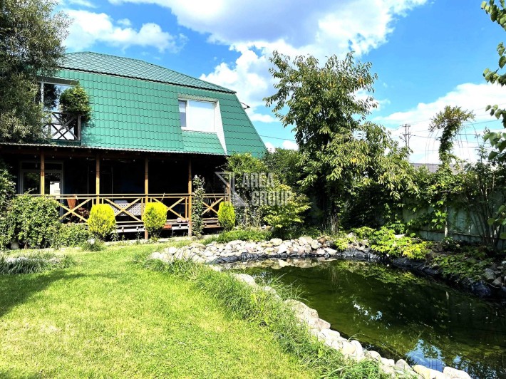 Продається просторий будинок поряд з містом. - фото 1