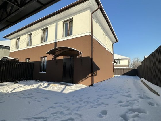 Дуплекс 85 м, з газом, теплою підлогою та автоматичними воротами Гостомель