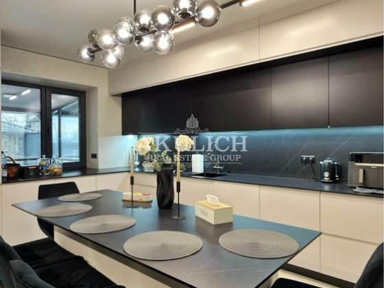 Сучасний Будинок (з меблями та технікою) Каменец-Подольский