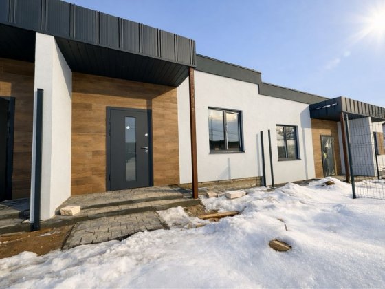 Готовий газифікований таунхаус зі штукатуркою Гостомель