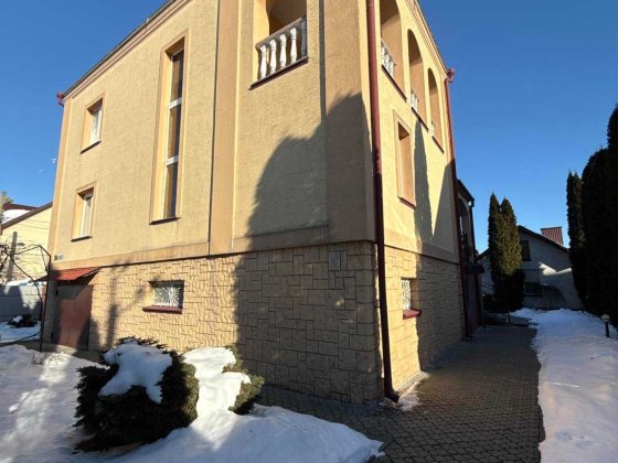 Продається будинок з ремонтом Ковель