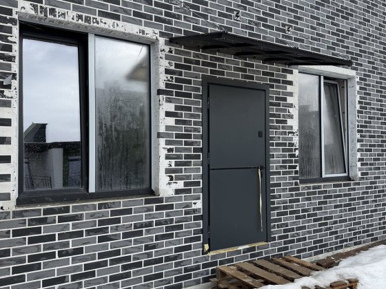 1 пов. таунхаус 62 м., 1.5 сотки, 3 кімнати, можна держпрограми . Гостомель