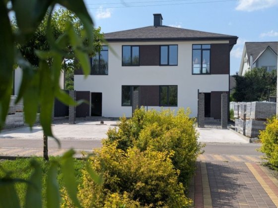 Дуплекс біля озера! До Києва 15 хвилин! Гостомель