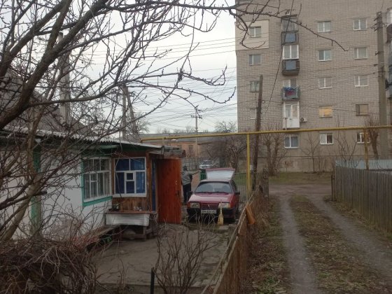 Продам пол дома район Фарзавода Коростень