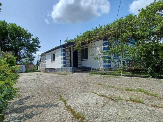 Продам газифікованний будинок Лозовая