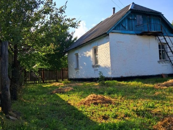 Продається будинок по вул. Весняна Лубны