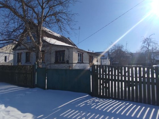 Продаж добротного будинку в м.Малин(Потребує ремонту) Малин