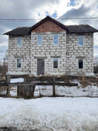 Продається  будинок у тихому районі міста Малин - фото 1