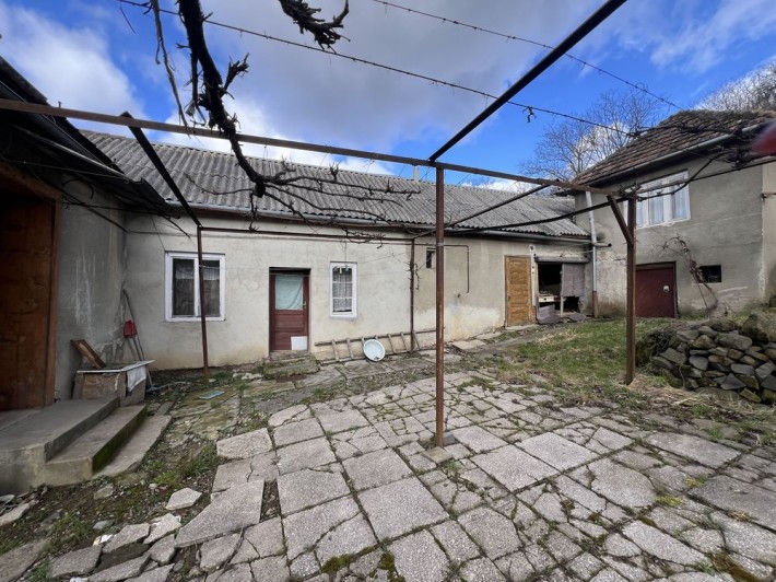 Продаж будинку під горою - фото 1