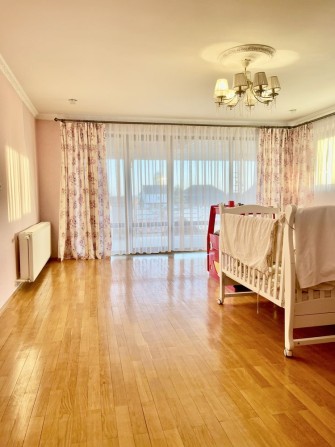 Продаж великого роскішного будинку з бесідкою - фото 1