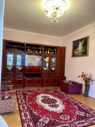 Продається напівособняк в центральній частині міста - фото 1