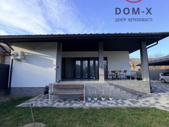 Продається сучасний будинок в Мукачево Мукачево