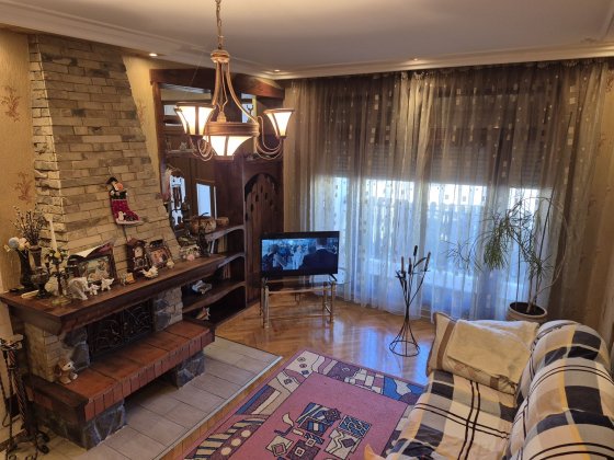 Продаж будинку в кращий локації міста .Росвигово. Мукачево