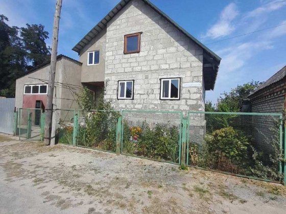 Будинок 1,5 поверховий. Продажа будинку в місті Звягель. Звягель