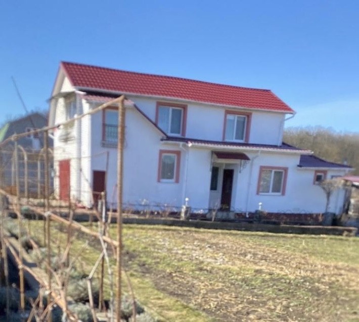 Продаж будинку. М. Новодністровськ. Ремонт. 13 соток - фото 1