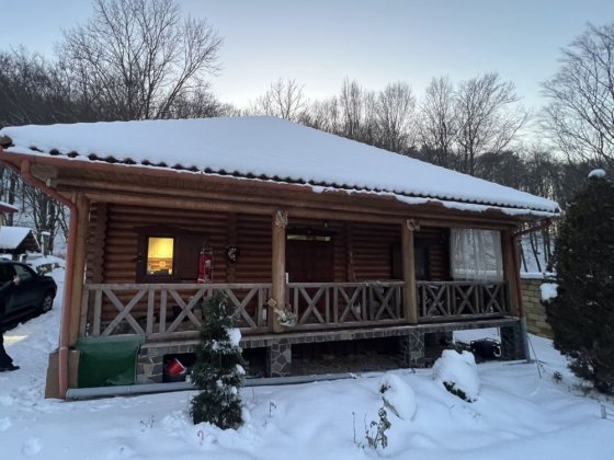 Продам деревяний будинок із ЗРУБУ