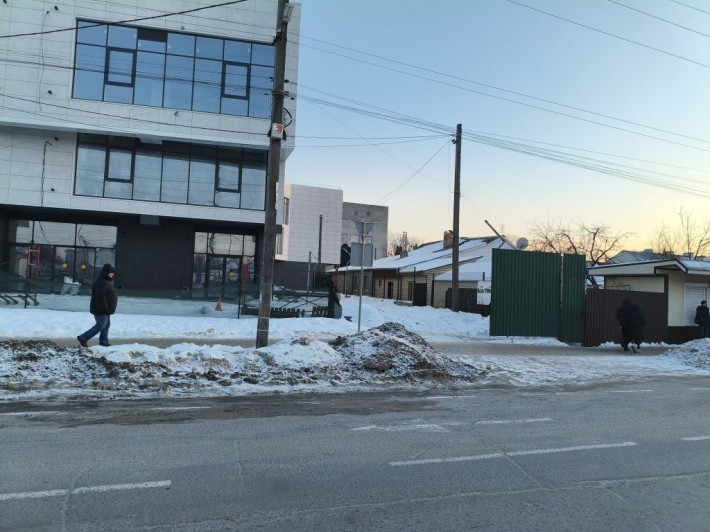 Продаж 2 х дві частин будинку Можливо під комерцію - фото 1