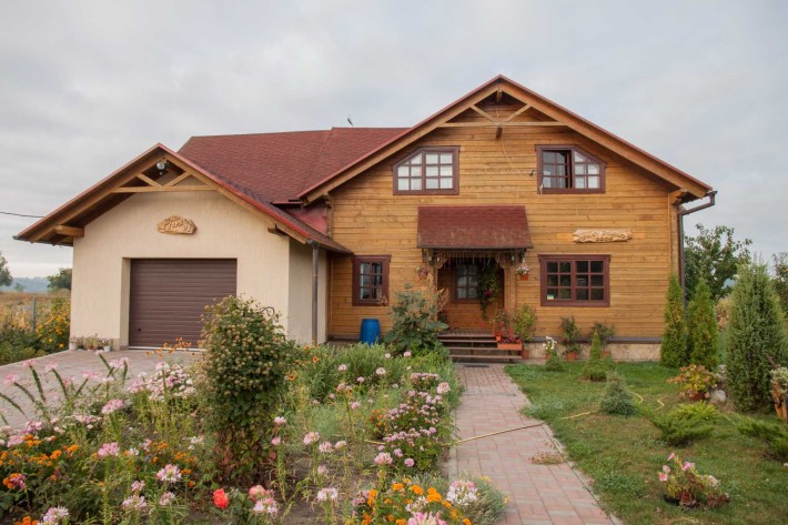 Будинок з профільованого бруса - фото 1