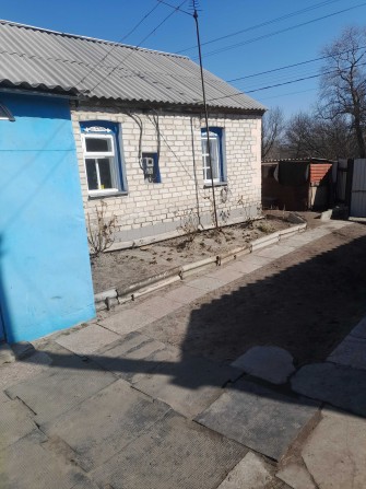 Продаеться невеликий будинок - фото 1