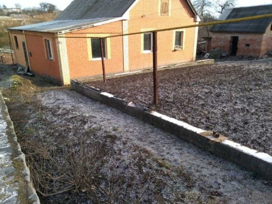 Продам житловий будинок Ромны