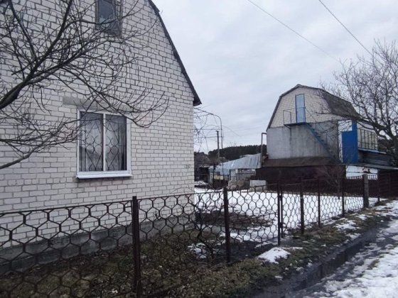 Затишна Дача Аромат з молодим садом біля Голубого озера Світловодськ