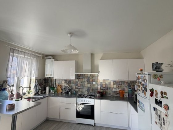 Продается отличный дом. Центр. Славянск.