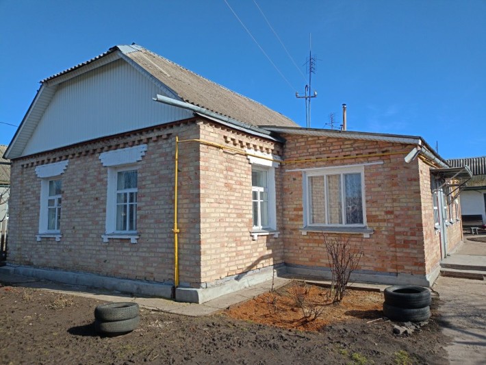 Продається будинок( частина) у Фастові. - фото 1