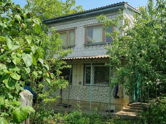 В продажі будинок з ділянкой Фастів