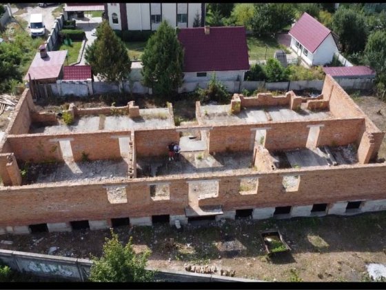Земельна ділянка Фастів з незавершеним будівництвом багатоквартирного Фастов