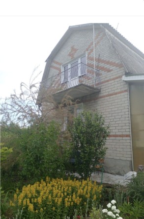 Дачний будиночок для відпочинку і проживання близько міста - фото 1