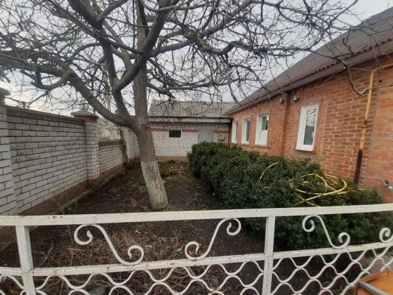 Продам дом в центре Чугуева Чугуїв