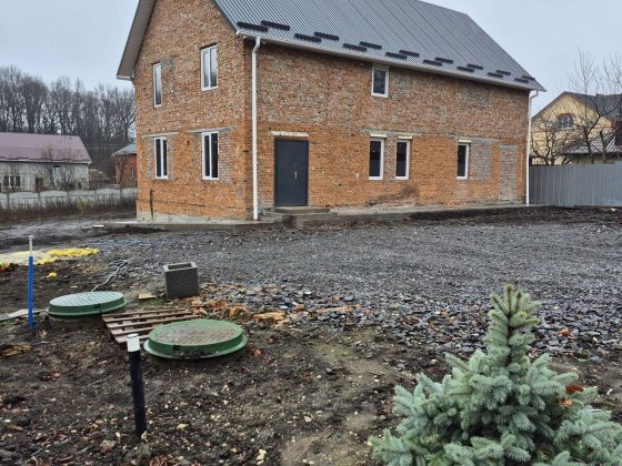 Будинок Південно-Захід, підключені комунікації. Ділянка 10 сот. 41443 Хмельницький