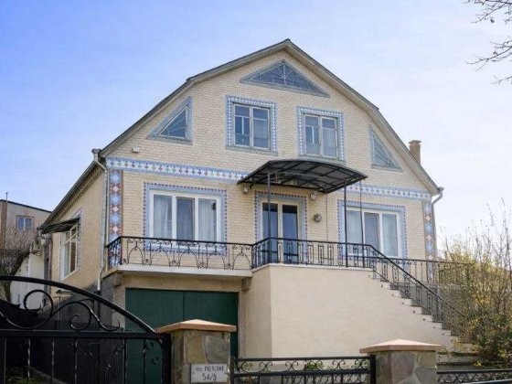 Продаж будинку. Шикарна локація.Велика площа.Багато можливостей. Хмельницкий