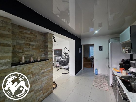 Продам двоповерховий будинок Агрономічне