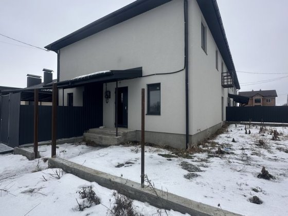 Таунхаус в с.Агрономічне Агрономичное