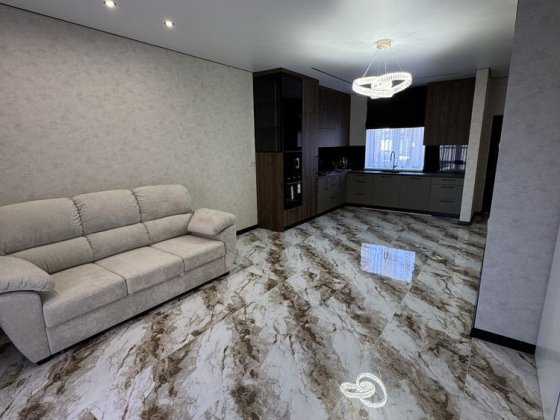 Таунхаус з ремонтом від забудовника Агрономичное