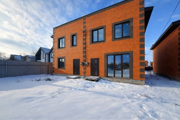 Продам таунхаус в чистовому та опаленям - фото 1