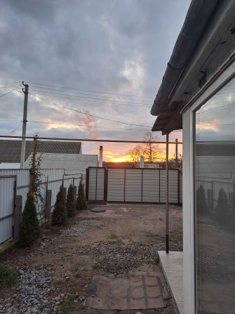 Продам частину будинку в центрі міста. ТОРГ - фото 1