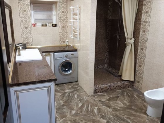 Затишний будинок з власним озером! 37289 Хмельницький