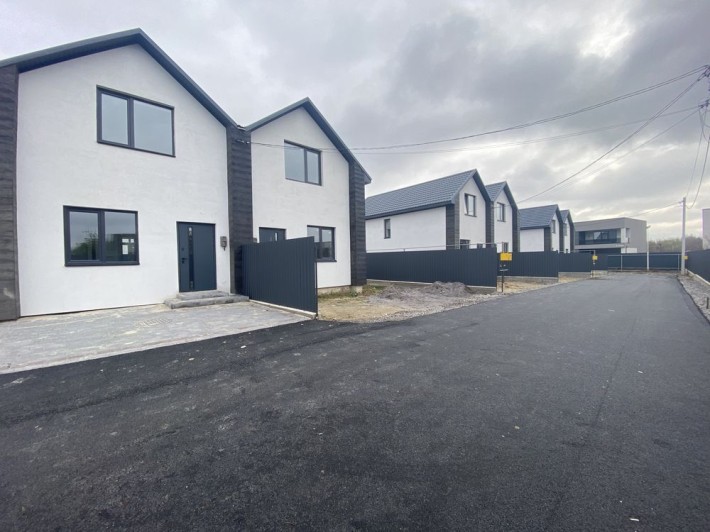 Продаж дуплекса з ремонтом - фото 1