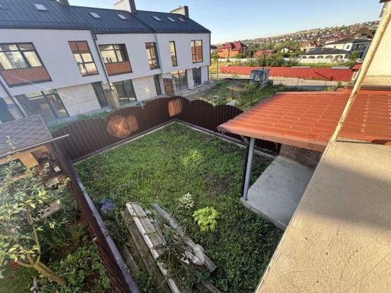 Сучасний будинок у закритому елітному масиві Отрадне  ID: 42346 Хмельницький