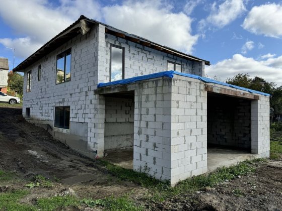 Коробка на Лезнево Хмельницький